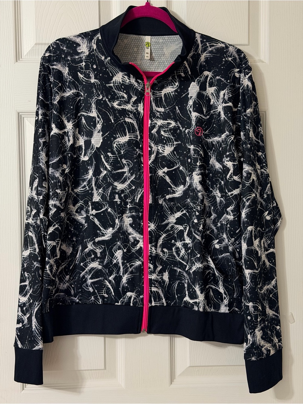 Zumba Fitness Black & White Abstract Print Jacket with Pink Zip